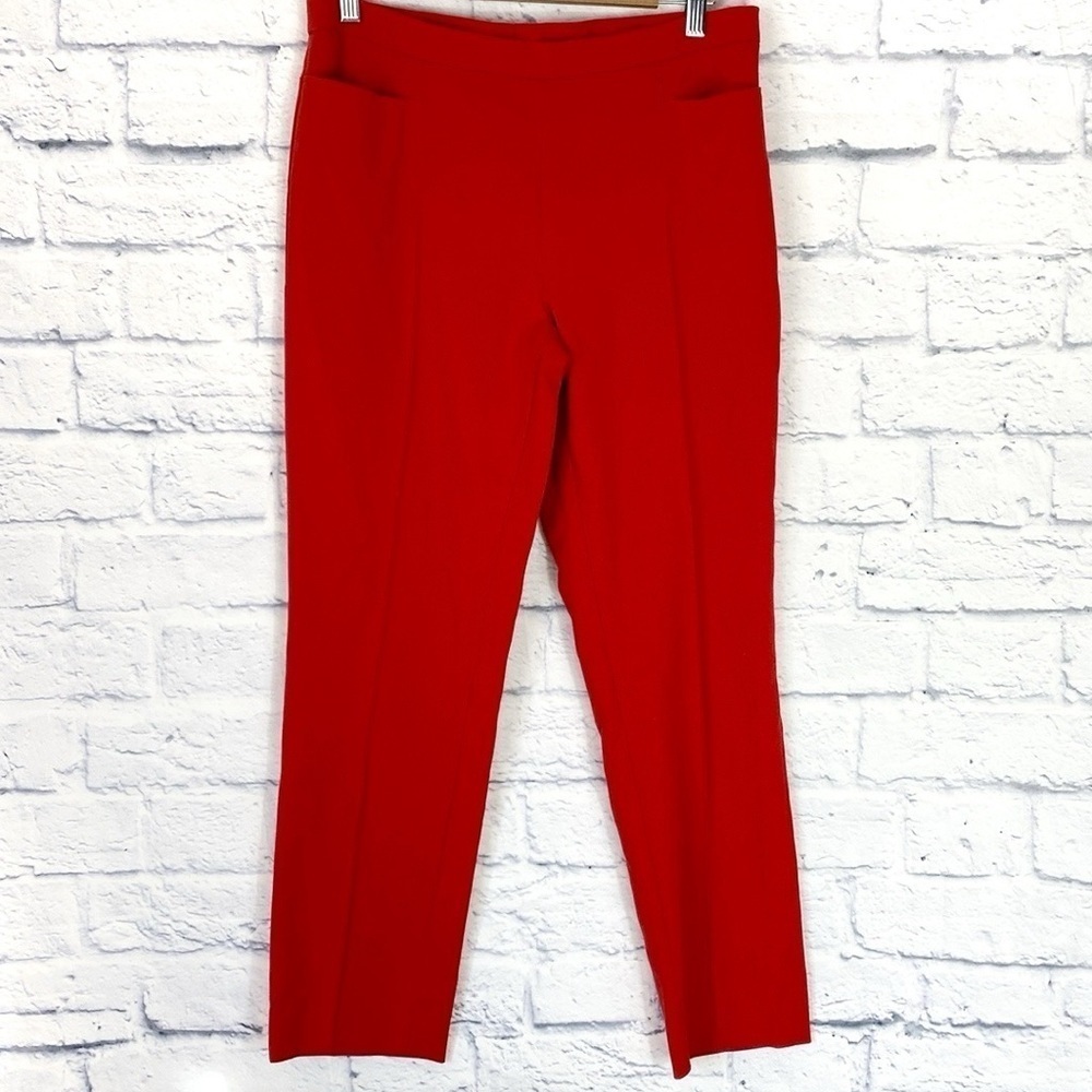 Akris Punto red cropped pants 8